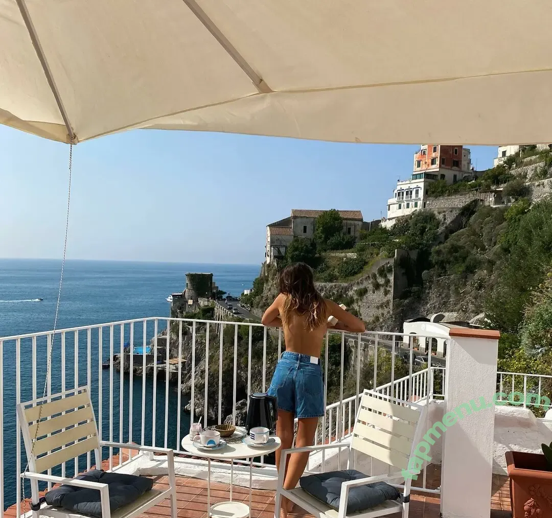 Nazlilith nude photo #0192 (ravenlylith)