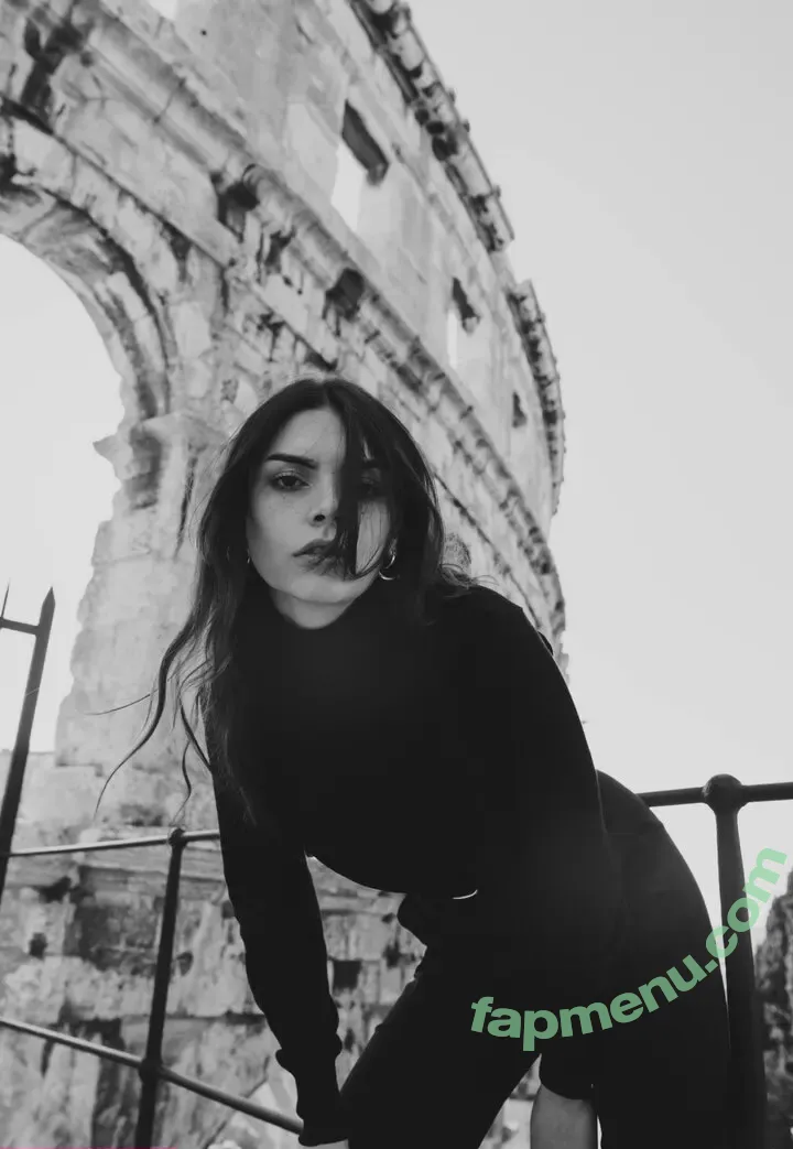 Ncommenana nude photo #0120 (Ncommenana)