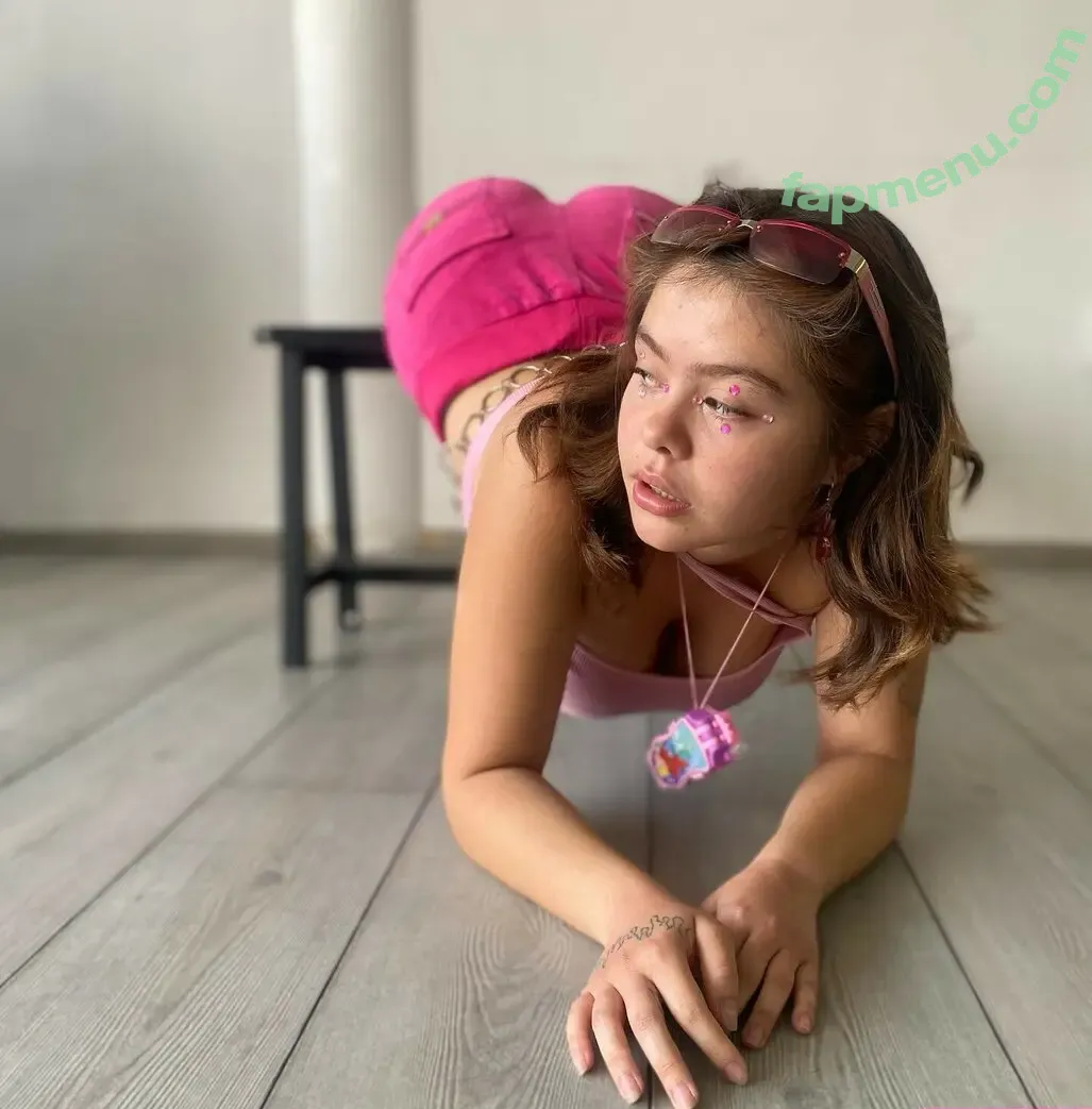 Nebi Rockaleta nude photo #0040 (Nebaicita)