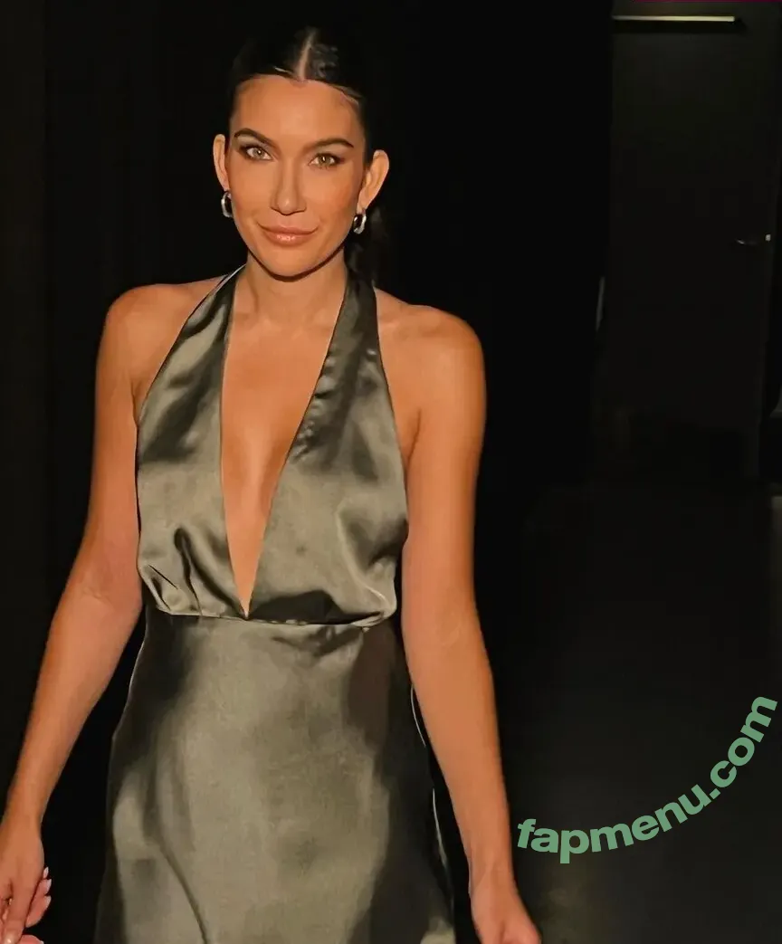 Neda Peemüller nude photo #0036 (neda.peemueller)