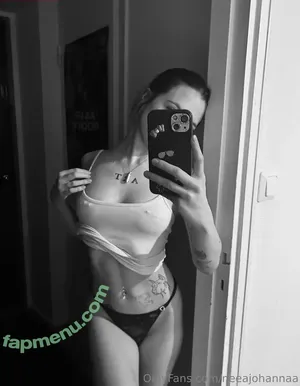 Neea Kuosmanen / neeakuosmanen nude photo #0054