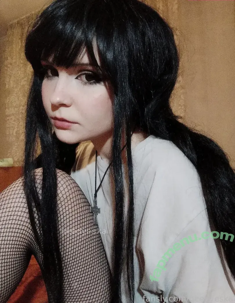 Needyeska nude photo #0024 (Needyeska)