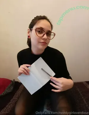 needygirloverdose / needy_girl.overdose nude photo #0020