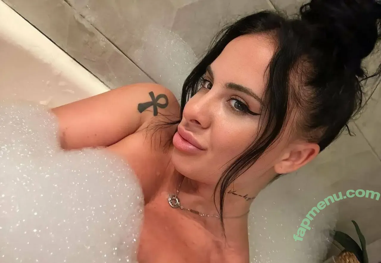 neekanevil nude photo #0019 (neekanevil)