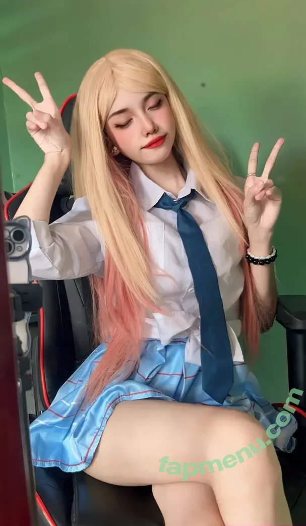 Neekosaur nude photo #0056 (Nicole Lavin Dioneda / neekosaur_)