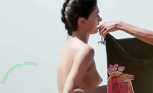 Neelam Kaur Gill / neelamkg nude photo #0016