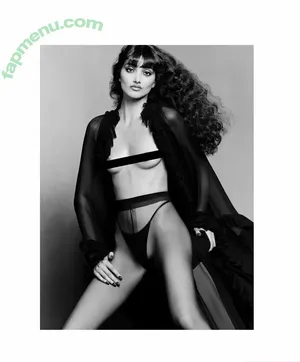 Neelam Kaur Gill / neelamkg nude photo #0027