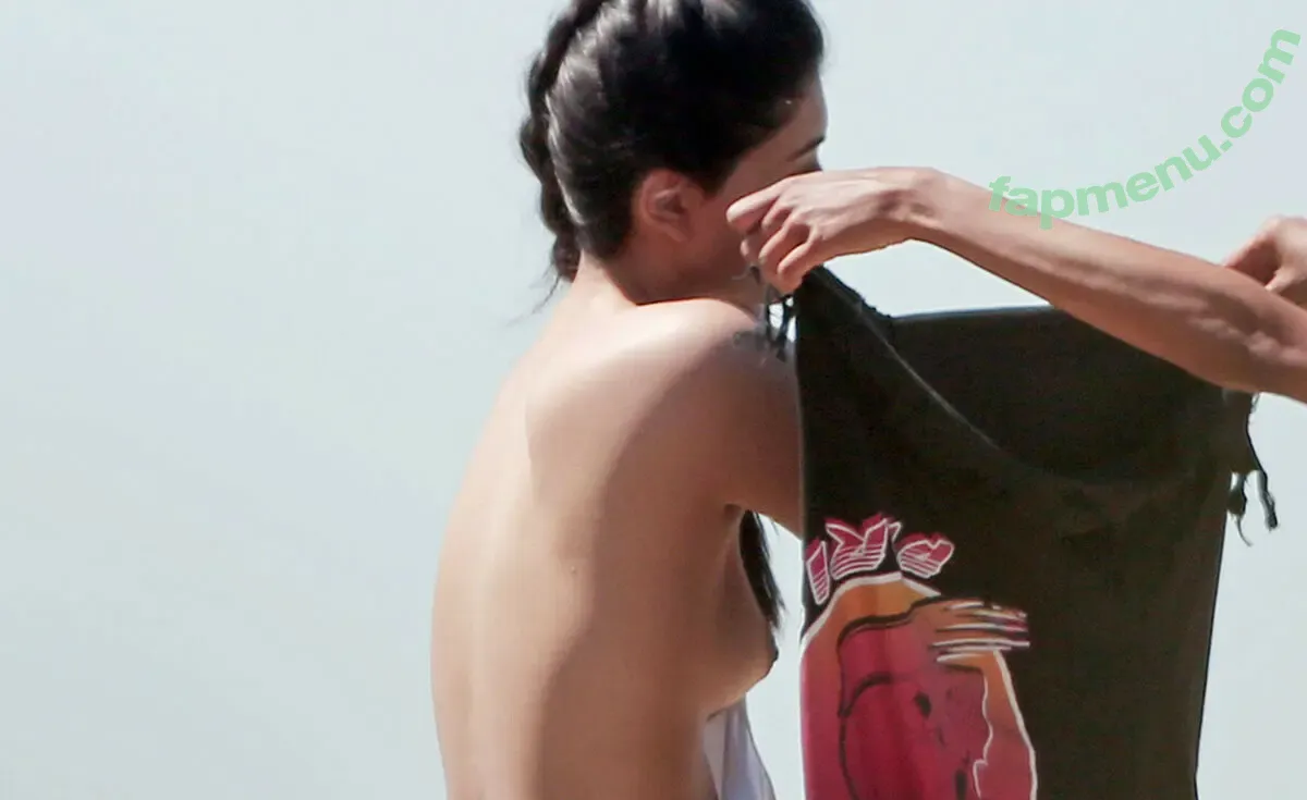 Neelam Kaur Gill nude photo #0015 (neelamkg)