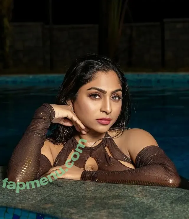 Neethu Mohan nude photo #0002 (neethu_chinju)