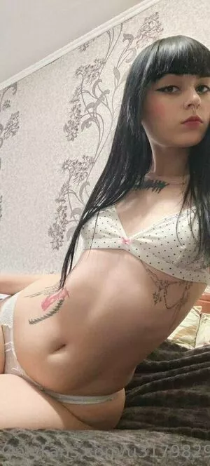 nefer_titi_xxx / nefertiti_2u nude photo #0038