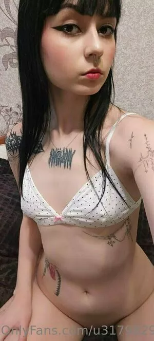 nefer_titi_xxx / nefertiti_2u nude photo #0041