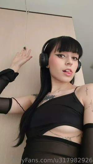 nefer_titi_xxx / nefertiti_2u nude photo #0068