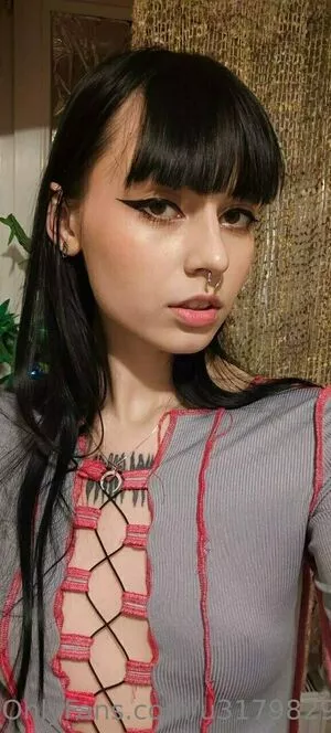 nefer_titi_xxx / nefertiti_2u nude photo #0084