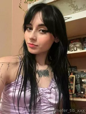 nefer_titi_xxx / nefertiti_2u nude photo #0201