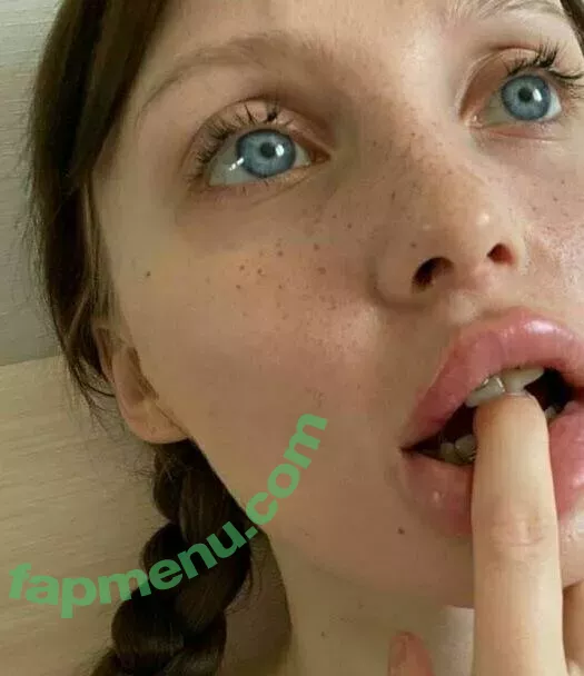 nefer_titi_xxx nude photo #0141 (nefertiti_2u)