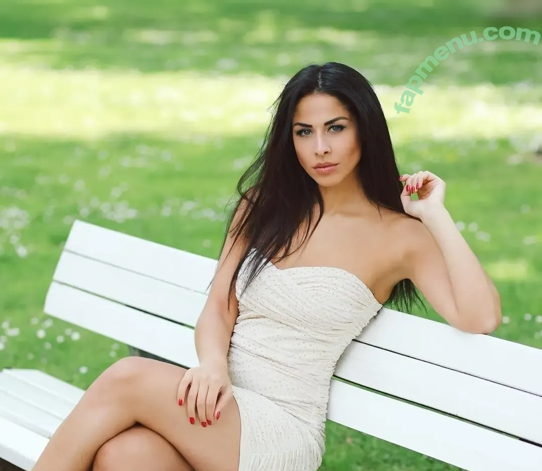 Negah Amiri nude photo #0003 (negah_amirii)