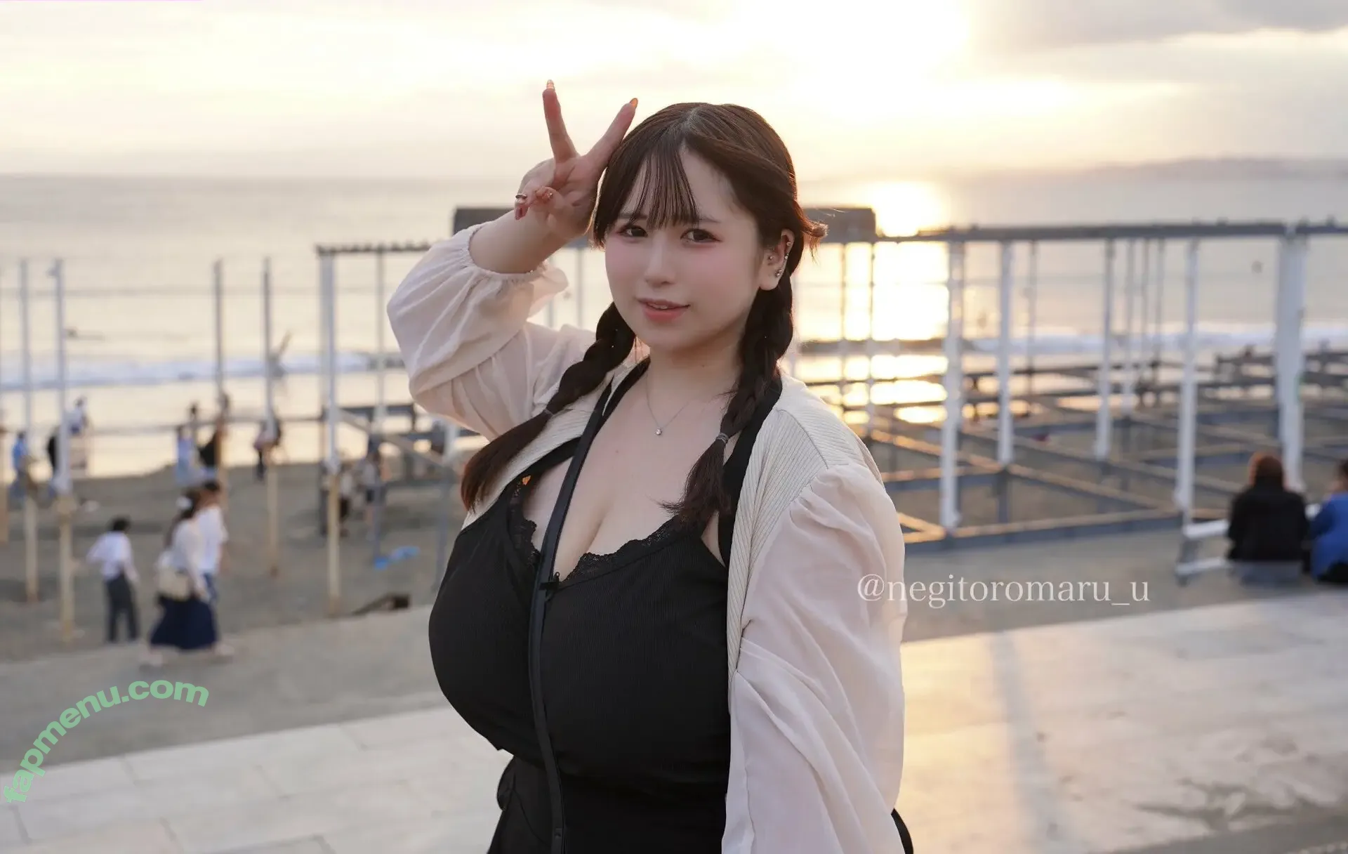 Negitoromaru nude photo #0060 (negitoromaru_u)