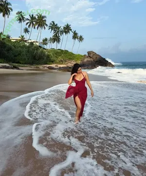 Neha Sharma / nehasharmaofficial nude photo #0109