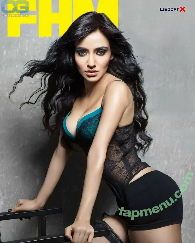 Neha Sharma nude photo #0102 (nehasharmaofficial)