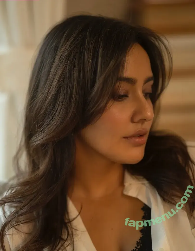 Neha Sharma nude photo #0123 (nehasharmaofficial)