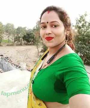 Neha Singh / neha_singh9902 / nehasingh9902 nude photo #0087