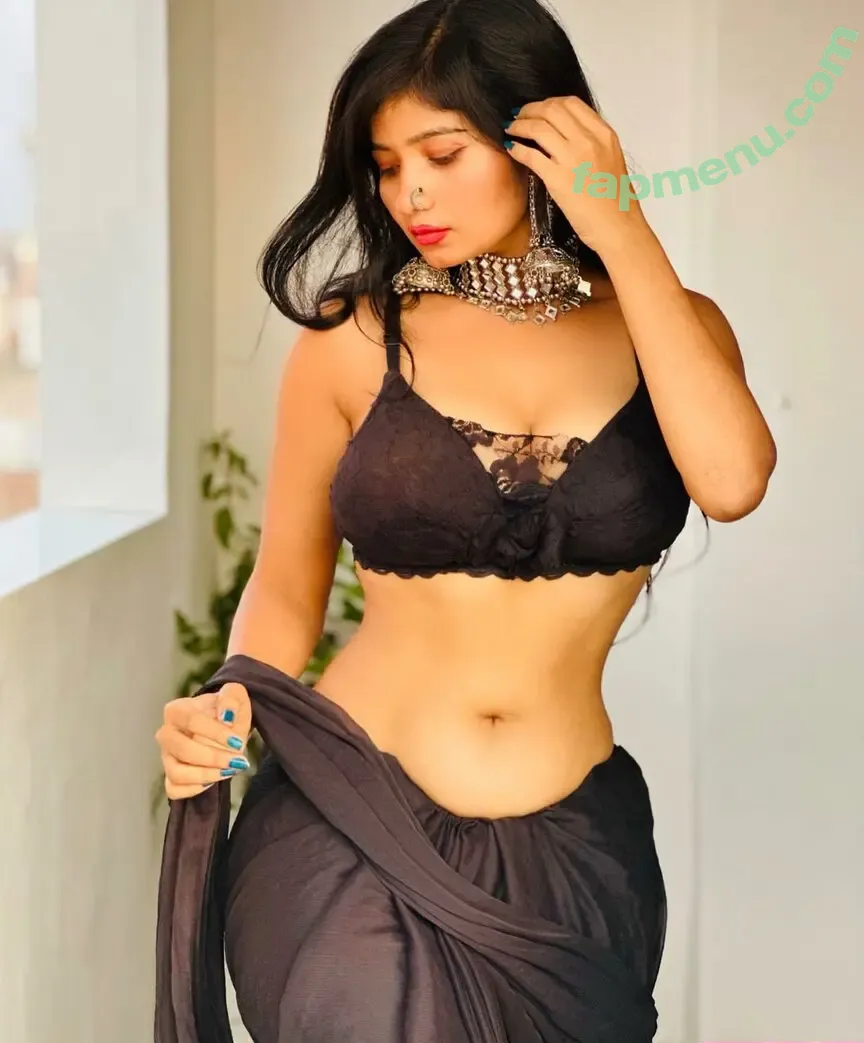 Neha Singh nude photo #0034 (neha_singh9902 / nehasingh9902)