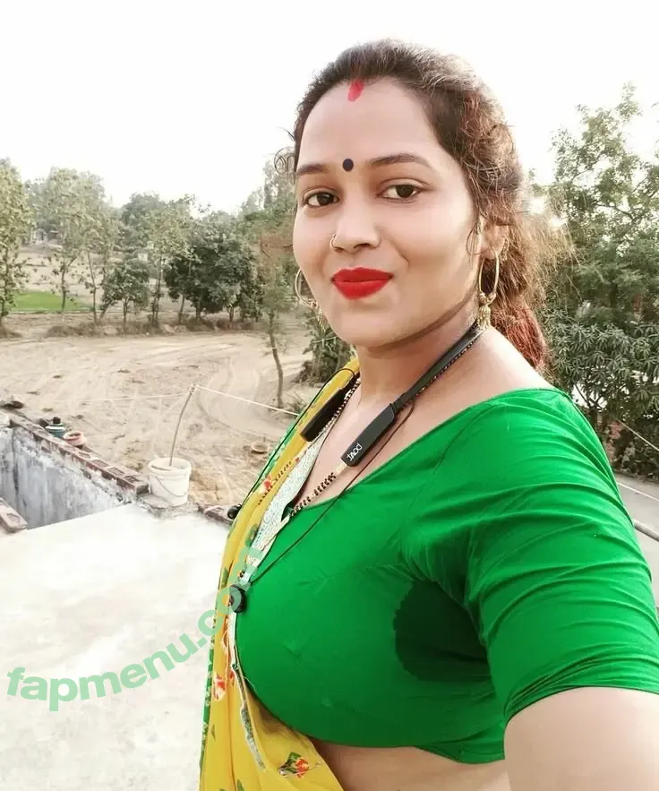 Neha Singh nude photo #0087 (neha_singh9902 / nehasingh9902)