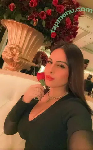Nehhaa Malik / Neha Malik / freakymeek500 / nehamalik335 nude photo #0010