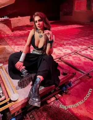 Nehhaa Malik / Neha Malik / freakymeek500 / nehamalik335 nude photo #0299