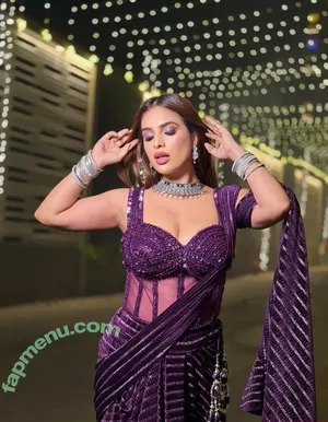 Nehhaa Malik / Neha Malik / freakymeek500 / nehamalik335 nude photo #0351