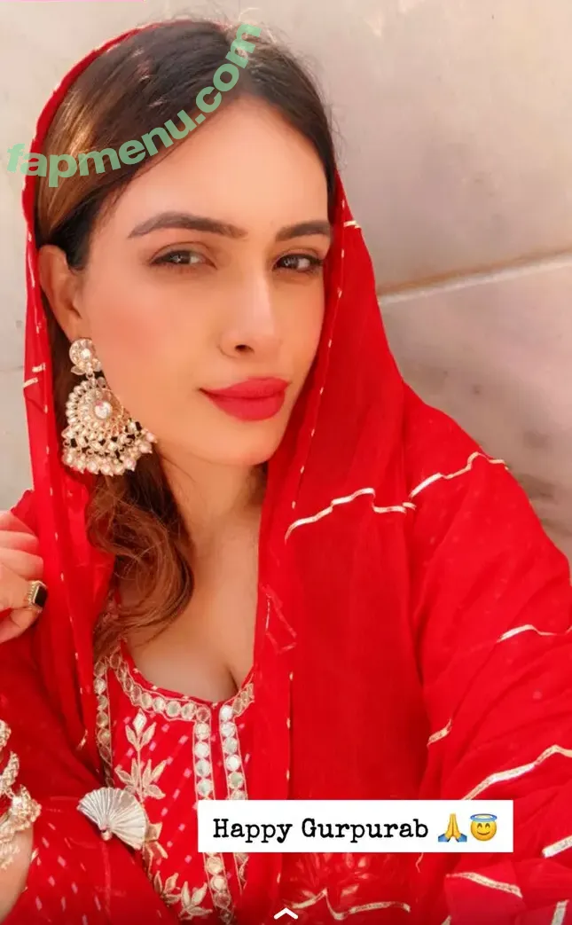 Nehhaa Malik nude photo #0019 (Neha Malik / freakymeek500 / nehamalik335)