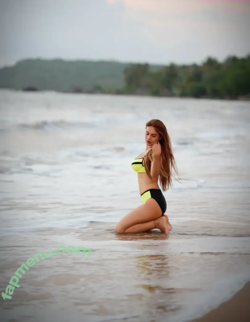 Nehhaa Malik nude photo #0357 (Neha Malik / freakymeek500 / nehamalik335)