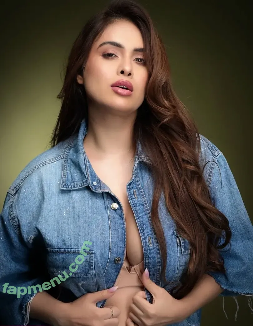 Nehhaa Malik nude photo #0369 (Neha Malik / freakymeek500 / nehamalik335)