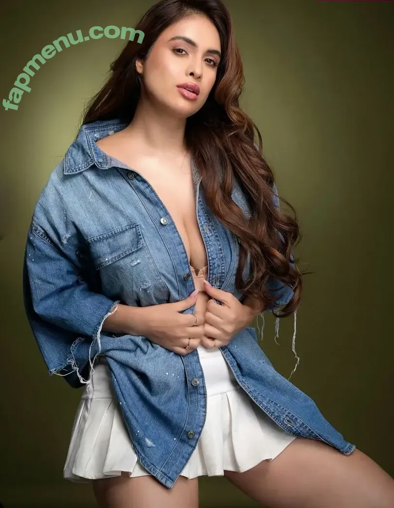 Nehhaa Malik nude photo #0375 (Neha Malik / freakymeek500 / nehamalik335)