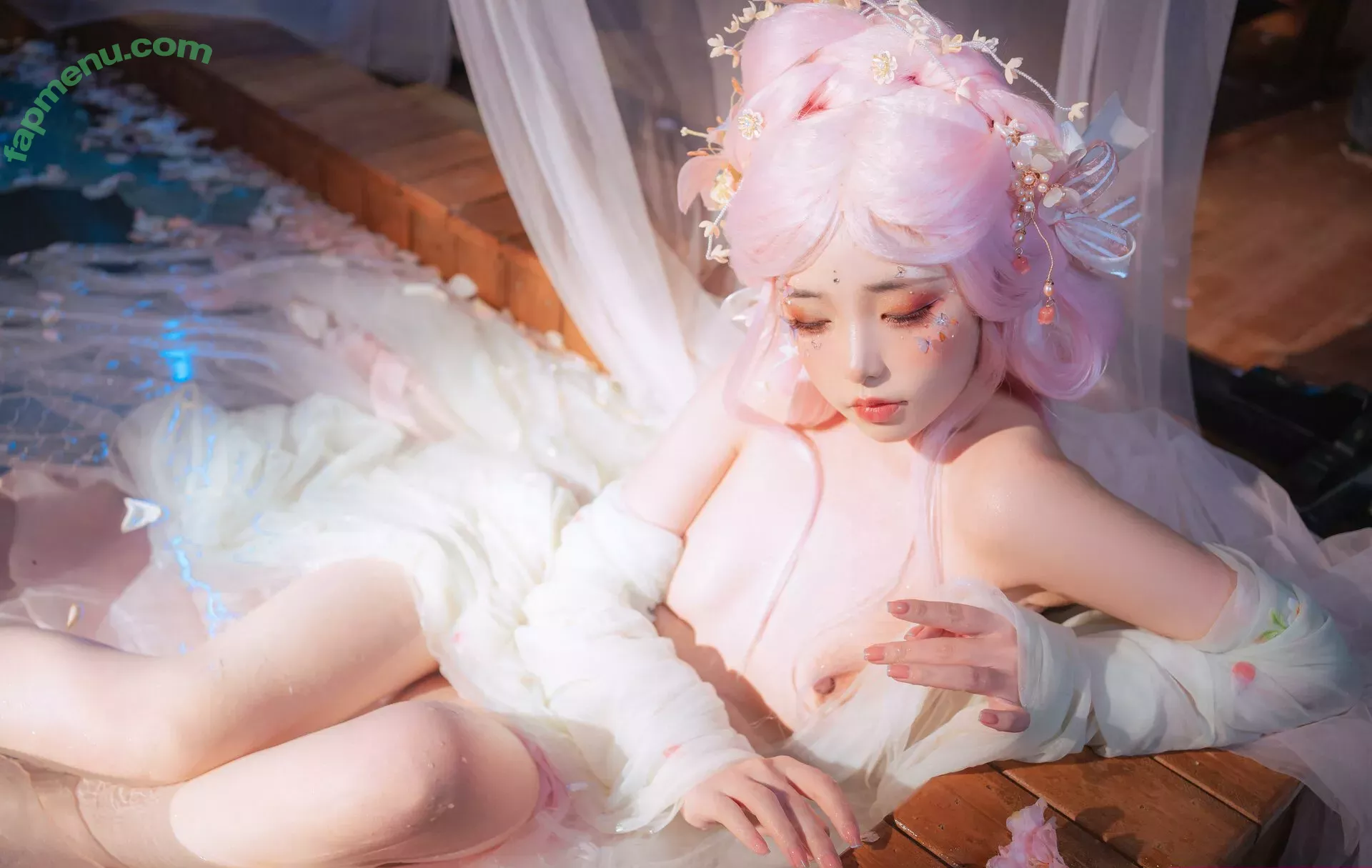 nekokoyoshi nude photo #2427 (kumicho_cat / 喵小吉 / 爆机少女 喵小吉)