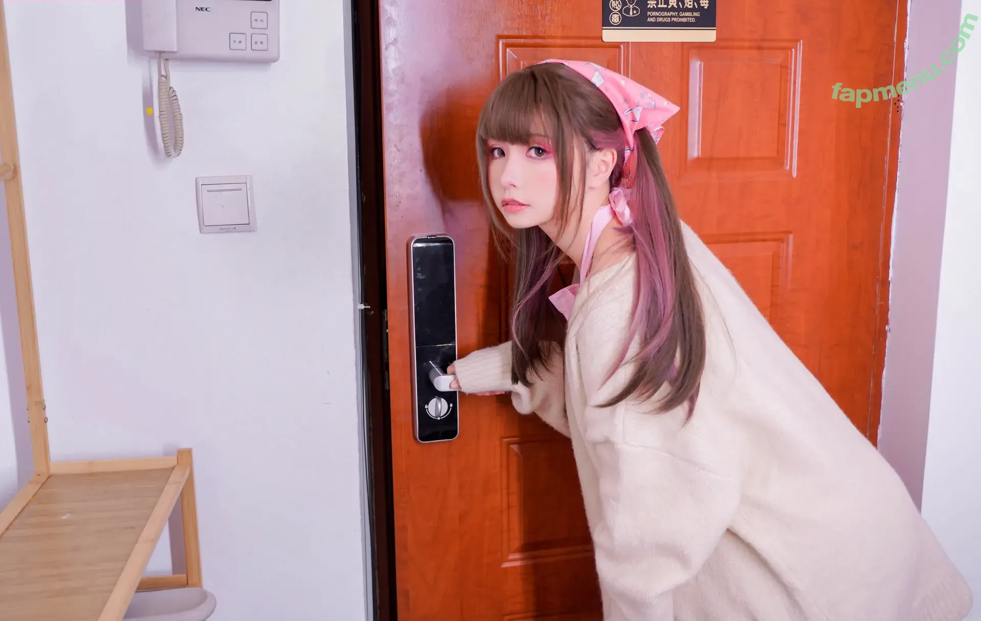 nekokoyoshi nude photo #2892 (kumicho_cat / nekososto / 喵小吉 / 爆机少女 喵小吉)