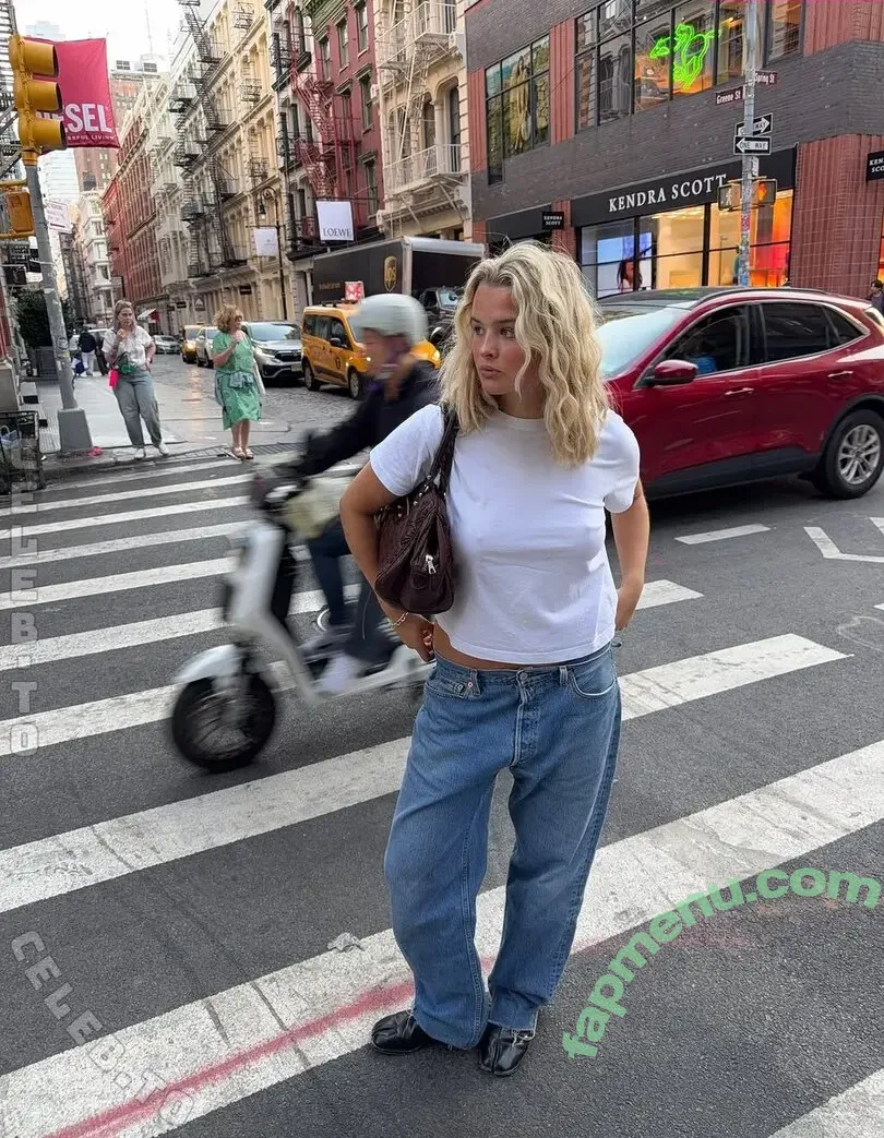 Nele Ludowig nude photo #0020 (nelelud)