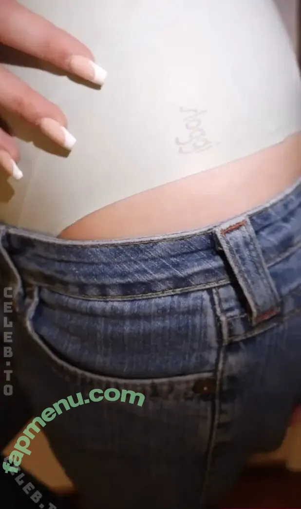 Nele Ludowig nude photo #0038 (nelelud)