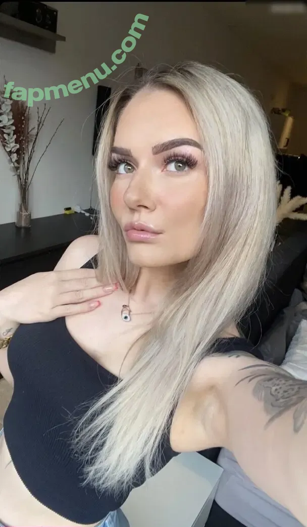 Nele_mbt nude photo #0014 (Nele_mbt)