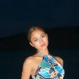 Nelissaemielda nude photo #0003