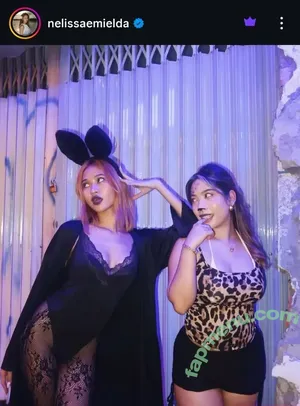 Nelissaemielda nude photo #0005