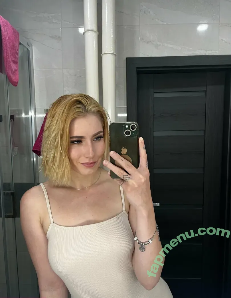 nellacarter nude photo #0021 (nalacarter)