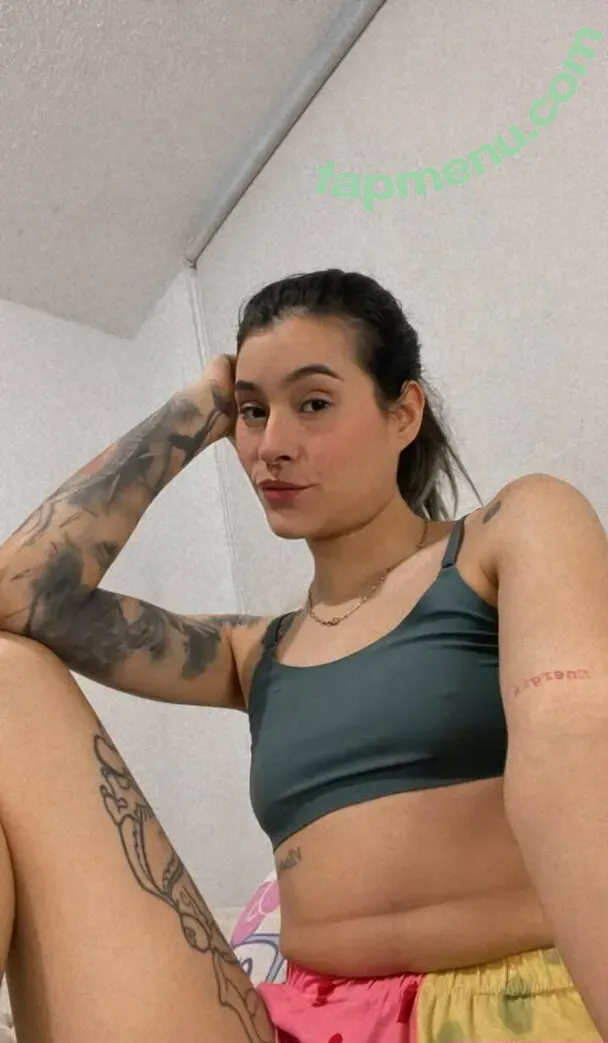 nellgrey nude photo #0001 (nellgreybooks)