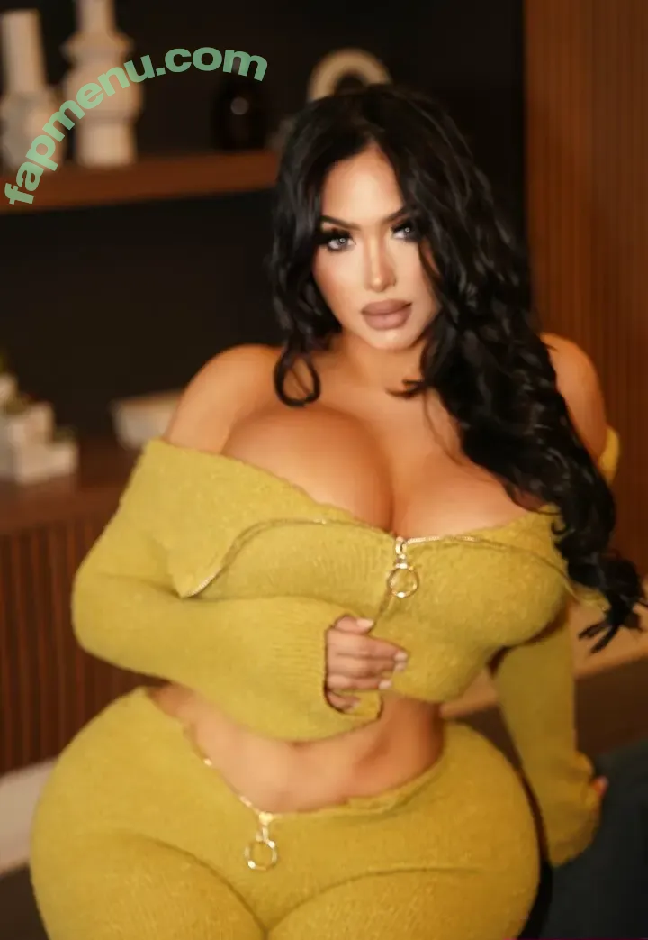 nellife nude photo #0013 (itsnellife)