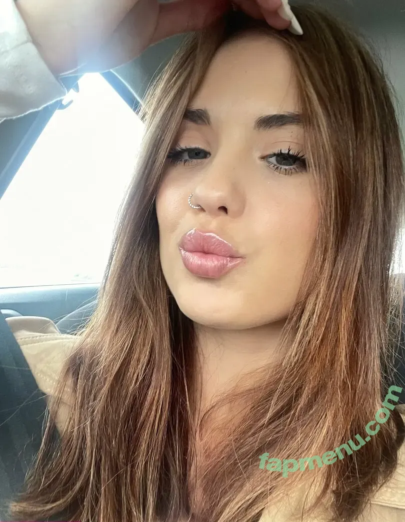 Nellinkacz nude photo #0017 (Nellinkacz)