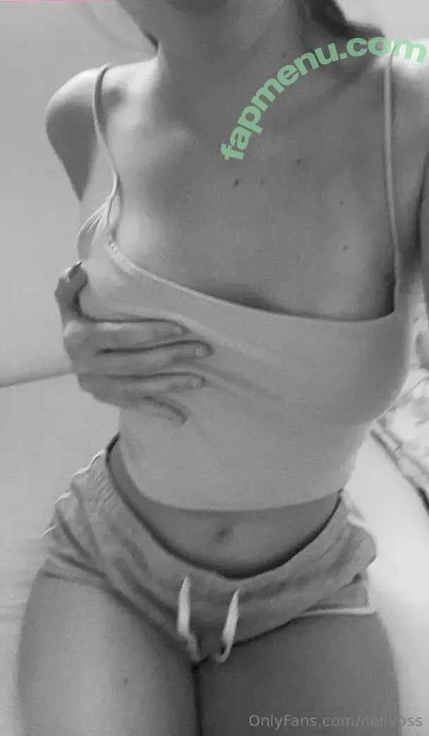 nellvoss nude photo #0006 (nellmv)