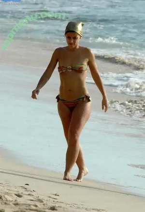 Nelly Furtado / nellyfurtado nude photo #0581