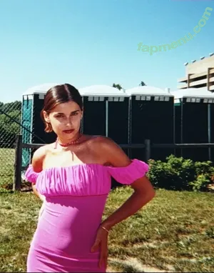 Nelly Furtado / juicyunknown / nellyfurtado nude photo #0677