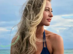 Nelly Korda / nellykorda nude photo #0043
