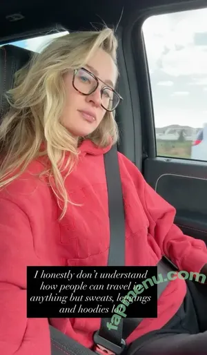 Nelly Korda / nellykorda nude photo #0075